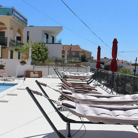 Apartment Schoene Mit Gemeinschaftspool