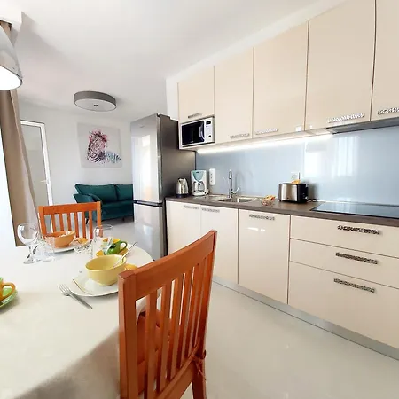 Apartment Schoene Mit Gemeinschaftspool *