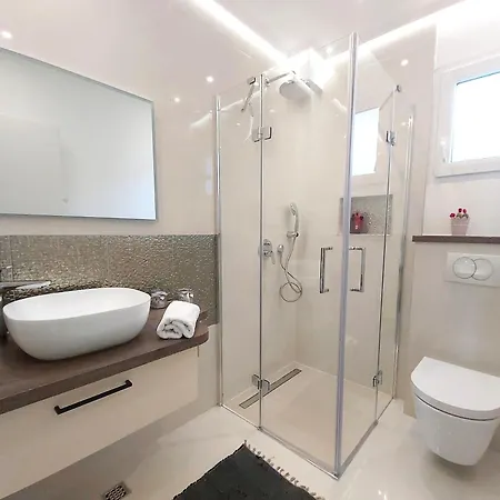 Apartment Schoene Mit Gemeinschaftspool Trogir